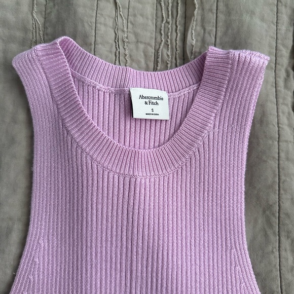 Abercrombie & Fitch Ribbed Tank bundle - Picture 3 of 4